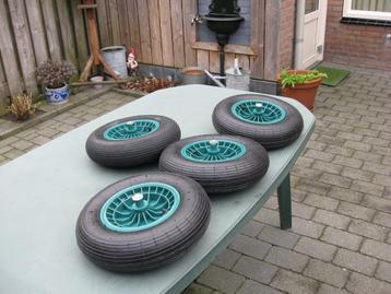 Kruiwagenwielen Nieuw. Ook Anti-Lek. En Nieuwe Kruiwagens. beschikbaar voor biedingen