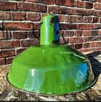 Vintage groene industriële emaille hanglamp 1955 Sovjet-Unie, Huis en Inrichting, Lampen | Hanglampen, Gebruikt, Ophalen of Verzenden