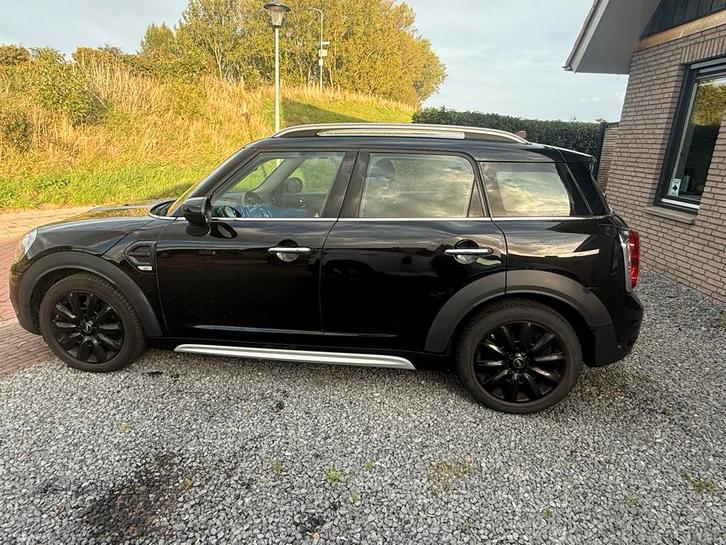 Mini Countryman 1.5 136pk Aut. 2019 Zwart, Auto's, Mini, Particulier, Countryman, ABS, Airbags, Airconditioning, Alarm, Apple Carplay