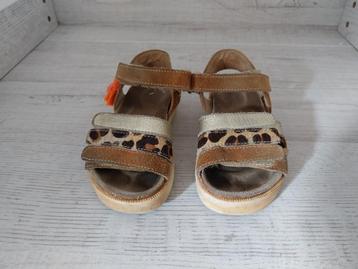Leuke meisje sandalen maat 25 beschikbaar voor biedingen
