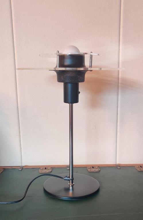 IKEA tafellamp Space age, Huis en Inrichting, Lampen | Tafellampen, Gebruikt, Minder dan 50 cm, Kunststof, Ophalen of Verzenden