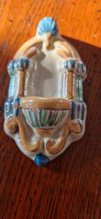 Mooi Miniatuur Keramiek Wijwaterbakje - Gesigneerd, Antiek en Kunst, Antiek | Keramiek en Aardewerk, Ophalen of Verzenden