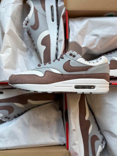 Nike Air Max 1 Shima maat 42, Kleding | Heren, Schoenen, Nieuw, Sneakers of Gympen, Bruin, Ophalen of Verzenden