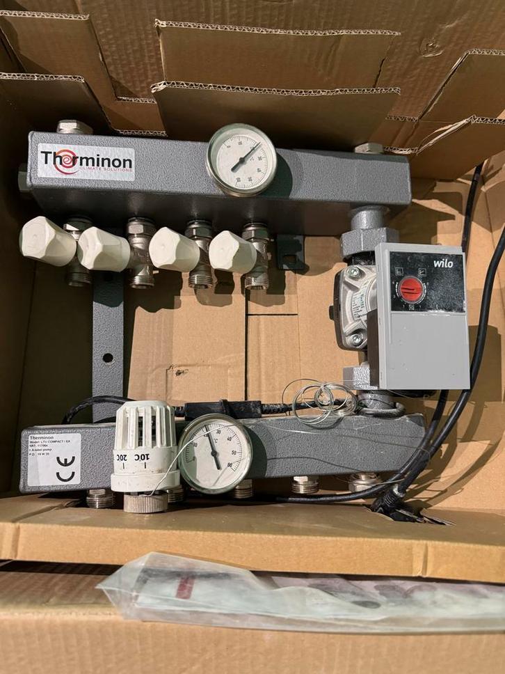 Therminon Vloerverwarmingsunit 4 groepen - ZGAN, Doe-het-zelf en Verbouw, Verwarming en Radiatoren, Zo goed als nieuw, Overige typen