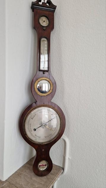 Antieke Banjobarometer beschikbaar voor biedingen
