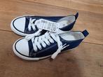 Nieuwe sneakers maat 39. Met prijskaartje. Donkerblauw, Blauw, Nieuw, Ophalen of Verzenden, Sneakers of Gympen