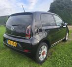 Volkswagen Up! 1.0 BMT up! BEATS|Airco|Cruise|Achteruitrijca, Auto's, Voorwielaandrijving, Gebruikt, Leder en Stof, Zwart