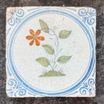 Fraaie polychrome 17e eeuwse bloem tegel, Antiek en Kunst, Ophalen of Verzenden
