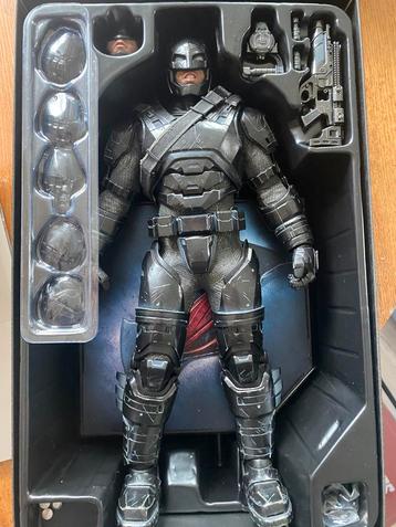 Hot toys armored batman black chrome version 