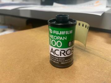 Fujiful NEOPAN zwart-wit 100 beschikbaar voor biedingen