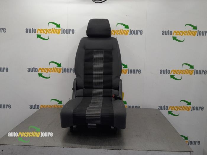 Stoel achter van een Volkswagen Touran, Auto-onderdelen, Interieur en Bekleding, Volkswagen, Gebruikt, 3 maanden garantie
