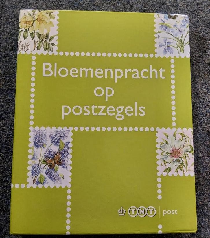 Album Bloemenpracht op postzegels, Postzegels en Munten, Postzegels | Nederland, Postfris, Na 1940, Verzenden