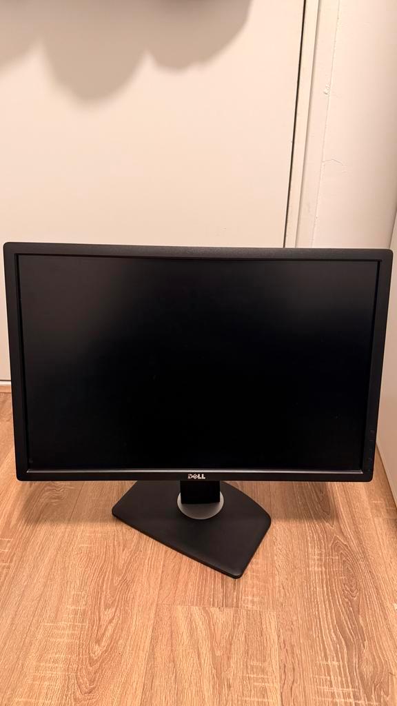 Dell U2412M 24 inch LED Monitor, Computers en Software, Monitoren, Zo goed als nieuw, 60 Hz of minder, DisplayPort, DVI, HDMI