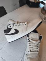 Nike air Jordan 1 low premium maat 43, Kleding | Heren, Schoenen, Ophalen of Verzenden, Zo goed als nieuw, Overige kleuren