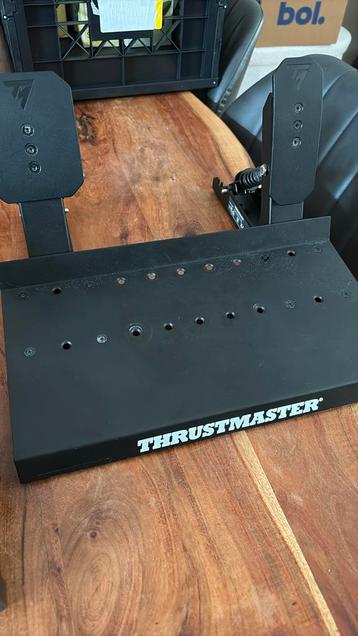 Thrustmaster Raceline Pedals III Pedalenset (met bon)   beschikbaar voor biedingen