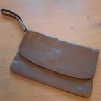 Envelop tasje  met polsband,  leverkleur., Ophalen of Verzenden, Leer