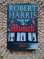 Robert Harris - Munich, Boeken, Ophalen of Verzenden, Zo goed als nieuw