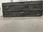 antieke reiskoffer die de oceanen heeft getrotseerd, Sieraden, Tassen en Uiterlijk, Overige materialen, Slot, Gebruikt, 45 tot 55 cm