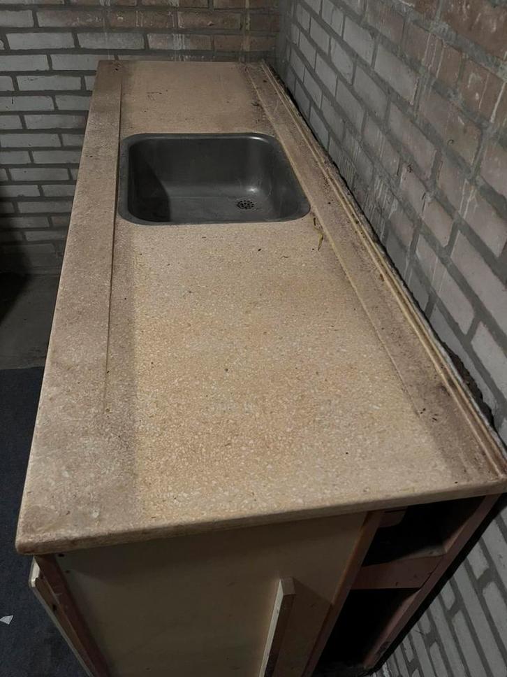 Retro vintage terrazzo keukenblok in Maastricht, Huis en Inrichting, Keuken | Complete keukens, Gebruikt, Enkelwandige keuken