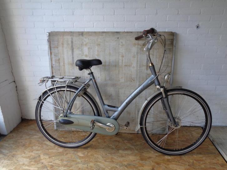 batavus genova € 250.00, Fietsen en Brommers, Fietsen | Dames | Damesfietsen, Gebruikt, Batavus, Versnellingen, 56 cm of meer