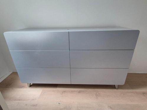 tvkast/ tvmeubel slaapkamer, metallic kleur, Huis en Inrichting, Kasten | Ladekasten, Gebruikt, Minder dan 100 cm, 150 tot 200 cm