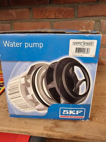 Rover Waterpomp VKPC 87835 - Nieuw in doos! beschikbaar voor biedingen