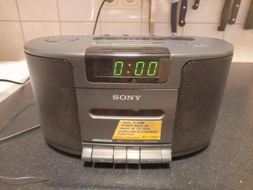 vintage Sony ICF-CS650 wekkerradio met dubbel alarm beschikbaar voor biedingen