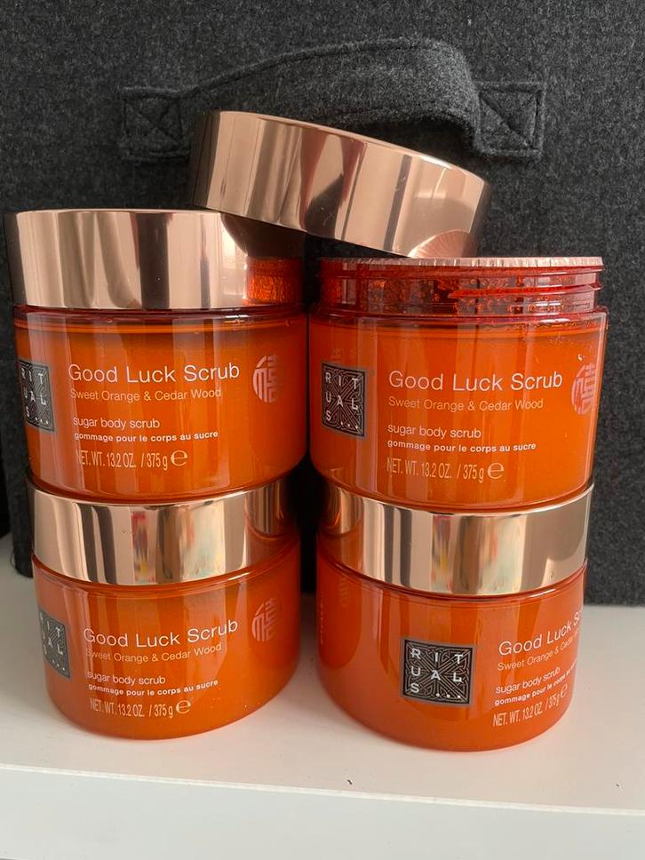 Rituals Happy Buddha of Happiness body scrub, Sieraden, Tassen en Uiterlijk, Uiterlijk | Lichaamsverzorging, Nieuw, Bad & Douche