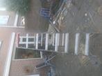 Grote trap merk altrex, Doe-het-zelf en Verbouw, Ladders en Trappen, Ophalen of Verzenden, Gebruikt, Minder dan 2 meter
