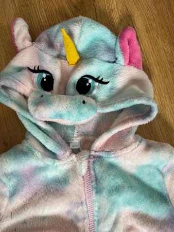 Fleece Onesie unicorn 98/104 beschikbaar voor biedingen