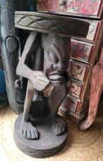 Vintage/Houtsnijwerk/Tafeltje/Afrika, Ophalen of Verzenden