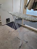 Gratis Strijkplank - Gebruikt, met extra hoogte, Witgoed en Apparatuur, Strijkijzers en Strijkplanken, Ophalen, Gebruikt