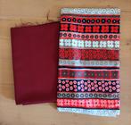 2 nieuwe grote lappen stof bordeaux rood en bloemenprint., Ophalen of Verzenden, Nieuw