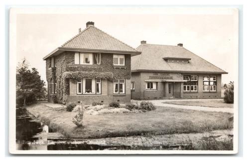 Brandwijk, (bij Alblasserdam) Landbouwschool Ottoland, Verzamelen, Ansichtkaarten | Nederland, Ongelopen, Zuid-Holland, 1940 tot 1960