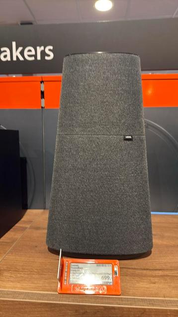 Loewe Klang MR5 winkelmodel WIFI speaker beschikbaar voor biedingen
