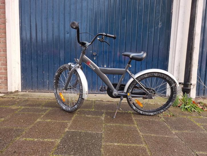 Jongensfiets 20 inch - Prima fiets!, Fietsen en Brommers, Fietsen | Jongens, Gebruikt, 20 inch, Handrem, Ophalen