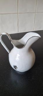 Laaks Brocante, wit met blauw emaille kannetje, Antiek en Kunst, Ophalen