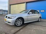 BMW 3 Serie 318i Business Line Airco! NAVi! 220DKM NAP! 2007, Auto's, BMW, 4 cilinders, 129 pk, Handgeschakeld, 1335 kg