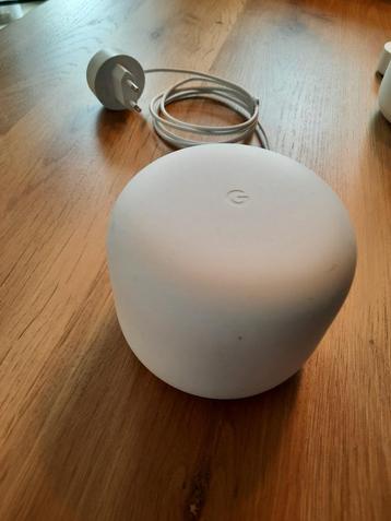 Google Nest WiFi Router en WiFi Punt beschikbaar voor biedingen