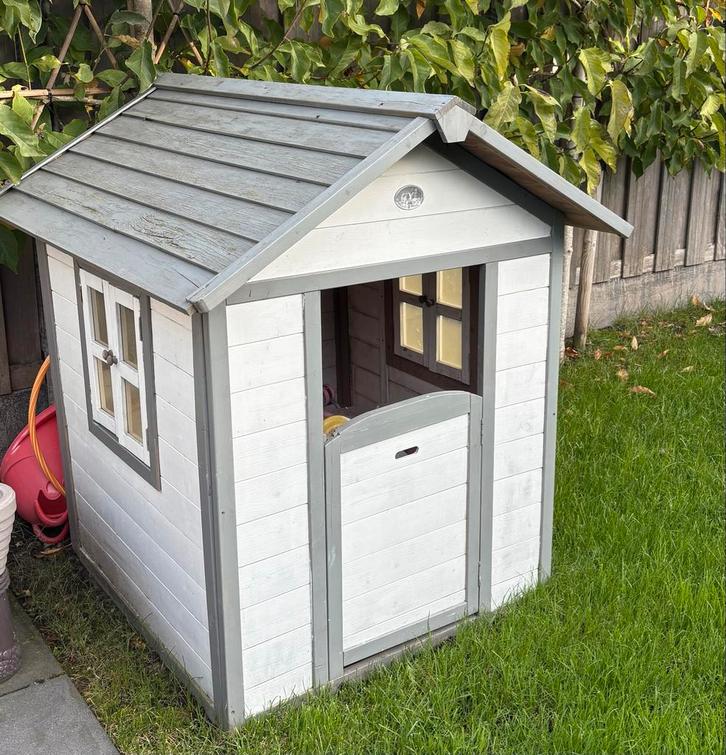 AXI Speelhuisje - Netjes Onderhouden!, Kinderen en Baby's, Speelgoed | Buiten | Speelhuisjes, Gebruikt, Hout, Ophalen