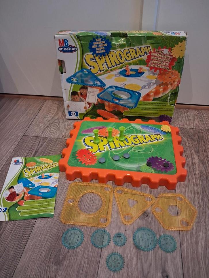 Magnetische Spirograph van MB, Kinderen en Baby's, Speelgoed | Educatief en Creatief, Zo goed als nieuw, Knutselen, Ophalen of Verzenden