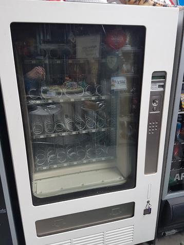 Vlees / ys automaat  beschikbaar voor biedingen