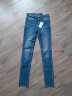 Calvin Klein jeans, Nieuw, Meisje, Calvin Klein, Ophalen of Verzenden