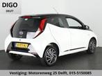 Toyota Aygo 1.0 VVT-i X-PLAY BITONE CARPLAY NAVI AIRCO. CAME, Auto's, Toyota, Voorwielaandrijving, Stof, Gebruikt, 4 stoelen