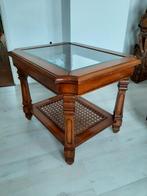 Notenhouten tafel, Huis en Inrichting, Ophalen, 50 tot 100 cm, 50 tot 100 cm, Zo goed als nieuw