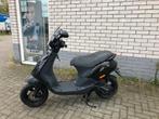 KERSTKRAKER:PIAGGIO ZIP SP  2-T BLACK ON BLACK BJ2004 5000K, PIAGGIO, Onbekend, Onbekend, Piaggio