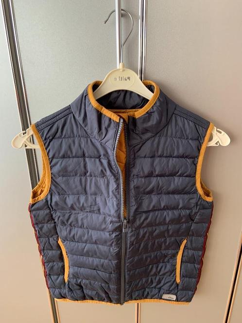 bodywarmer en een jas, Kinderen en Baby's, Kinderkleding | Maat 140, Zo goed als nieuw, Meisje, Jas, Ophalen of Verzenden