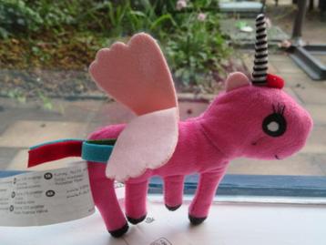 Unicorn eenhoorn Sagoskatt van IKEA meet ca 13 cm breed beschikbaar voor biedingen