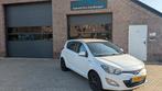 Hyundai i20 1.2I 5-DRS 2013 Wit, Auto's, 4 cilinders, Wit, Origineel Nederlands, Handgeschakeld
