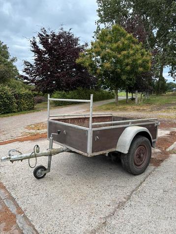 1 assige aanhanger beschikbaar voor biedingen